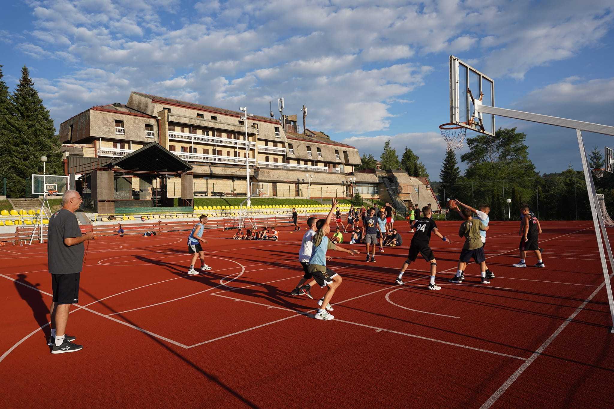Kamp Tara trening